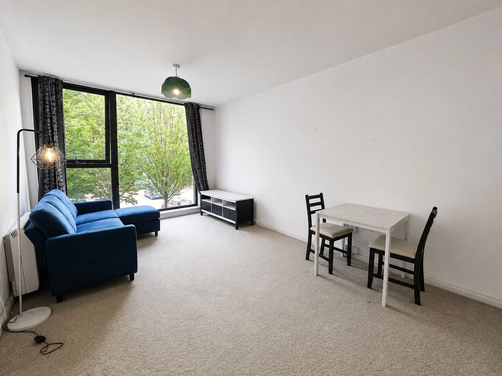 Property photo 3 of 6 Living Dining