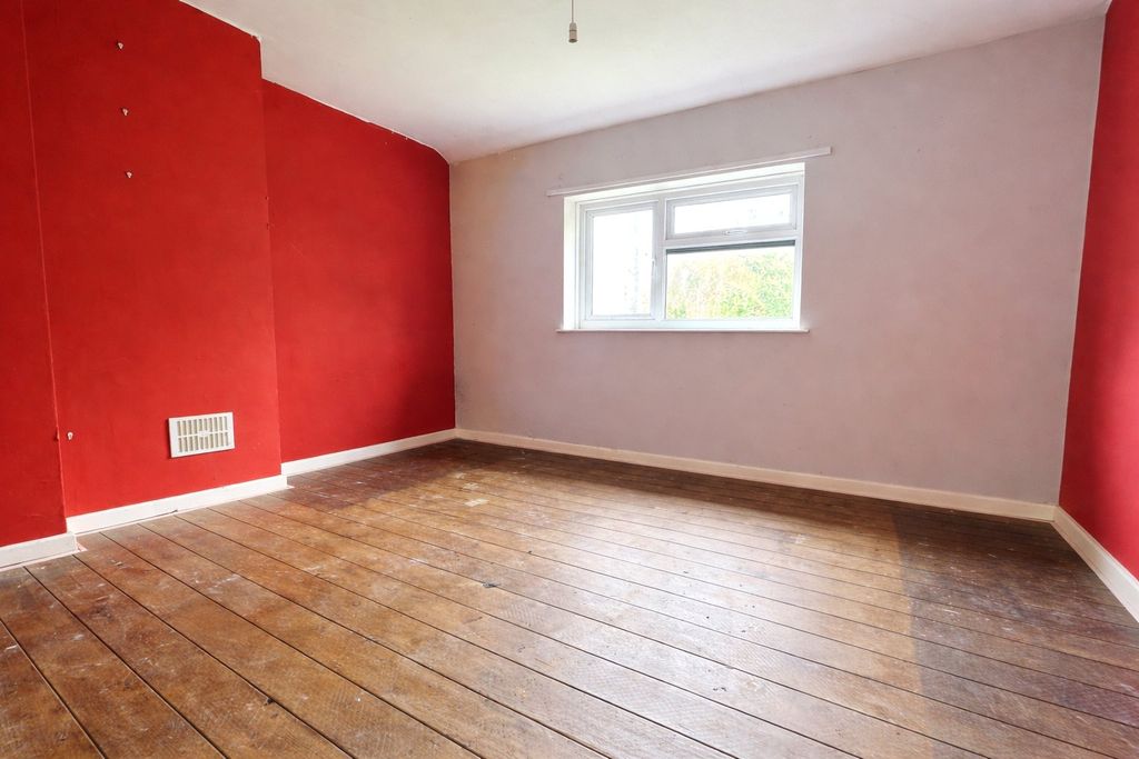 Property photo 2 of 10 Picture No. 02