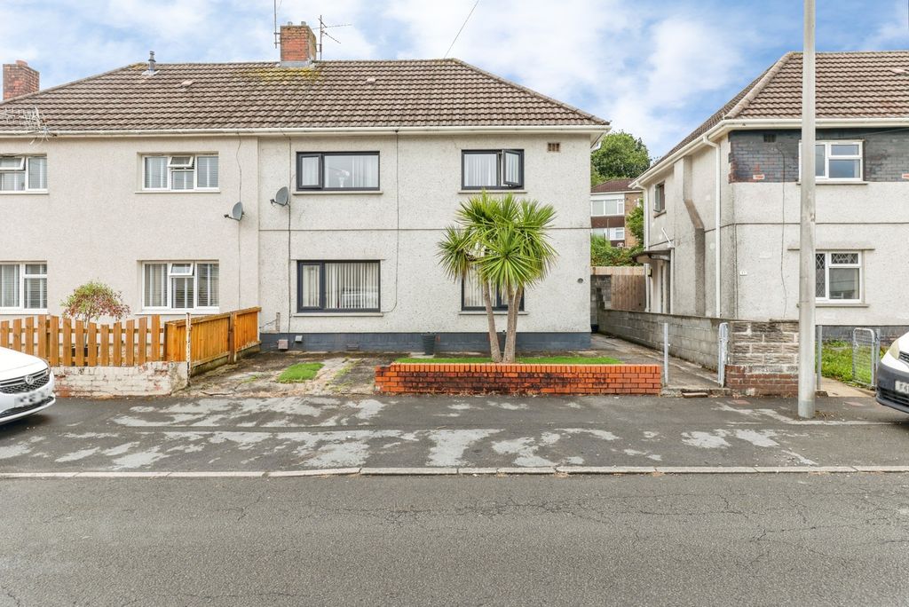 Property photo 1 of 19 Pbox-Img.Jpg
