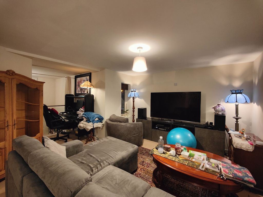 Property photo 3 of 12 0 General