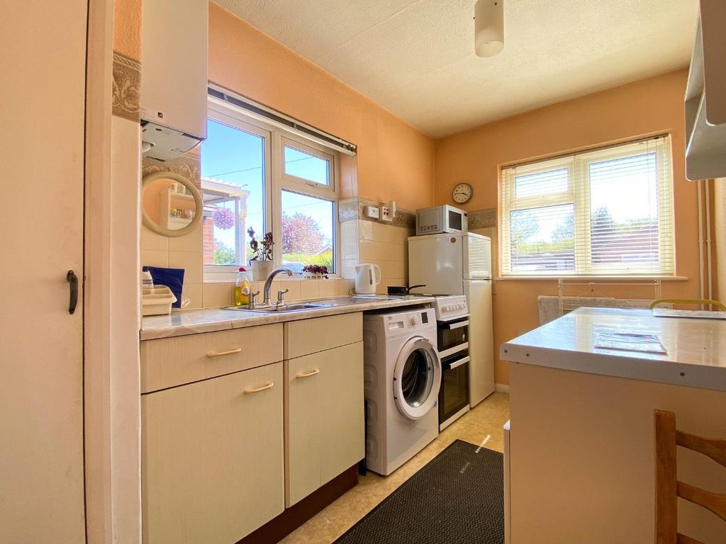 Property photo 3 of 11 Image00019.Jpg