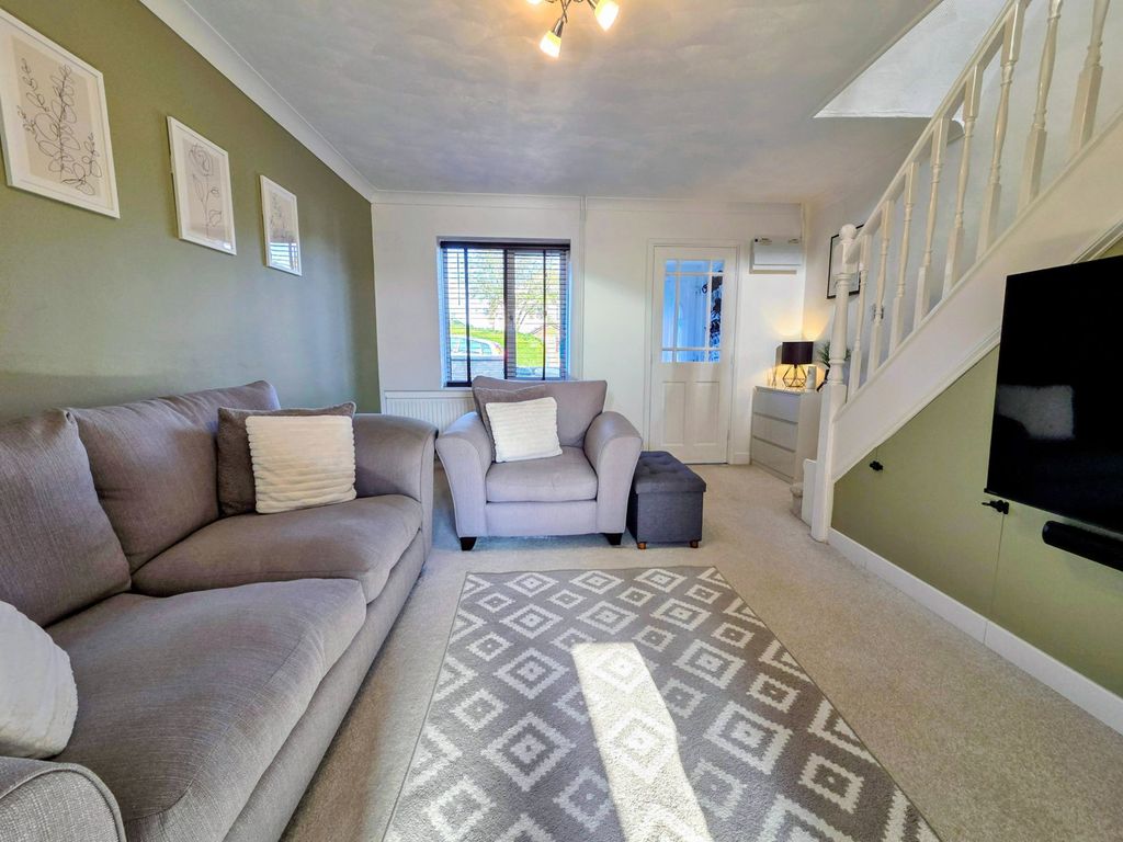 Property photo 3 of 13