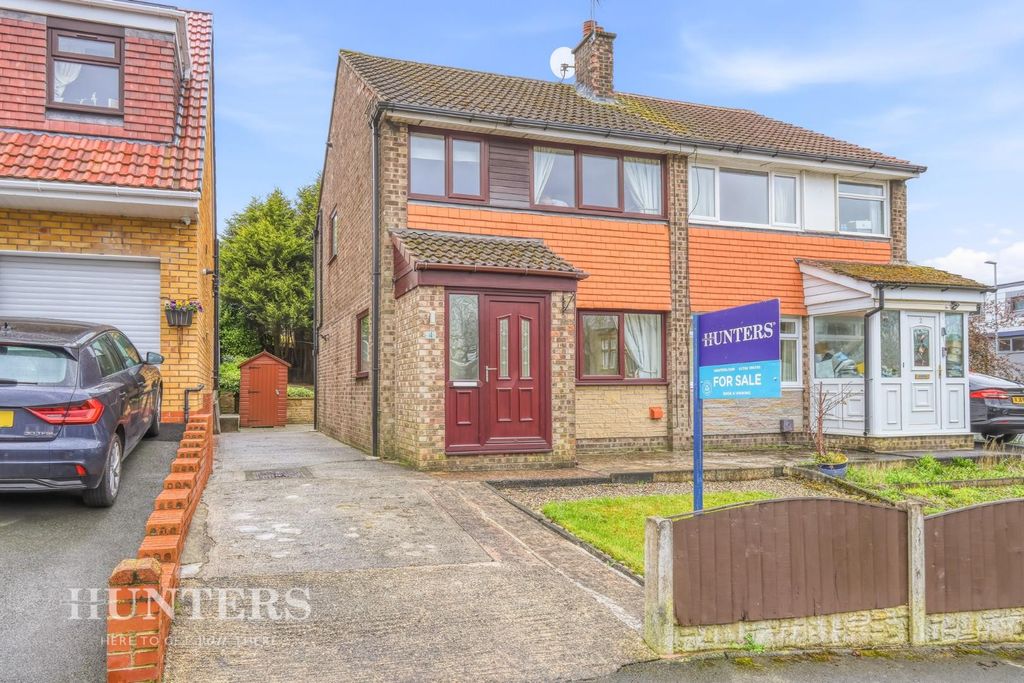 Property photo 1 of 19 Front External