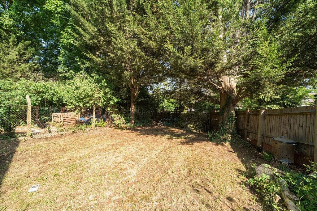 Property photo 3 of 15 Picture No. 17