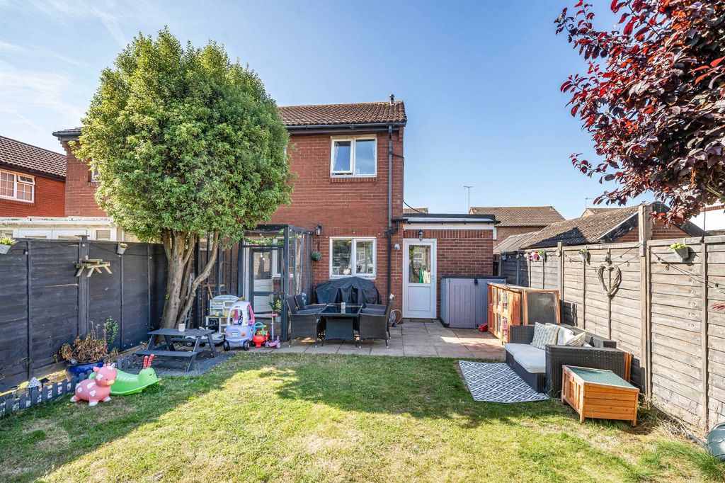Property photo 1 of 12 Rear