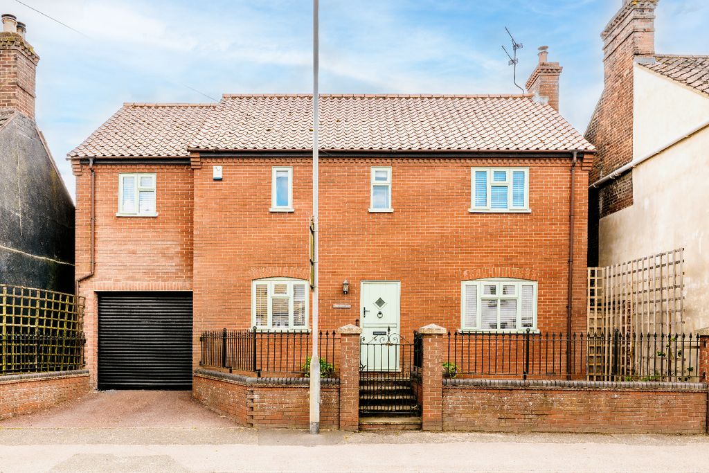 Property photo 1 of 25 4209541