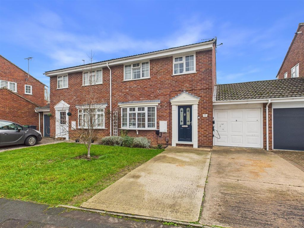 Property photo 1 of 21