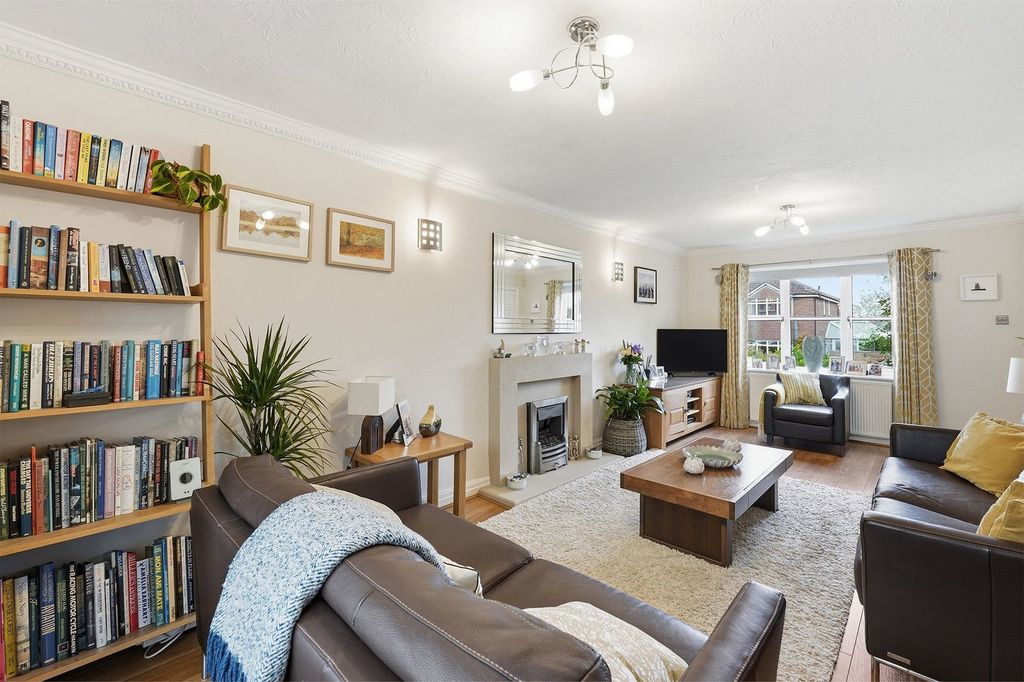 Additional image 4 of 4 bed detached house for saleClarendon Drive, Macclesfield SK10