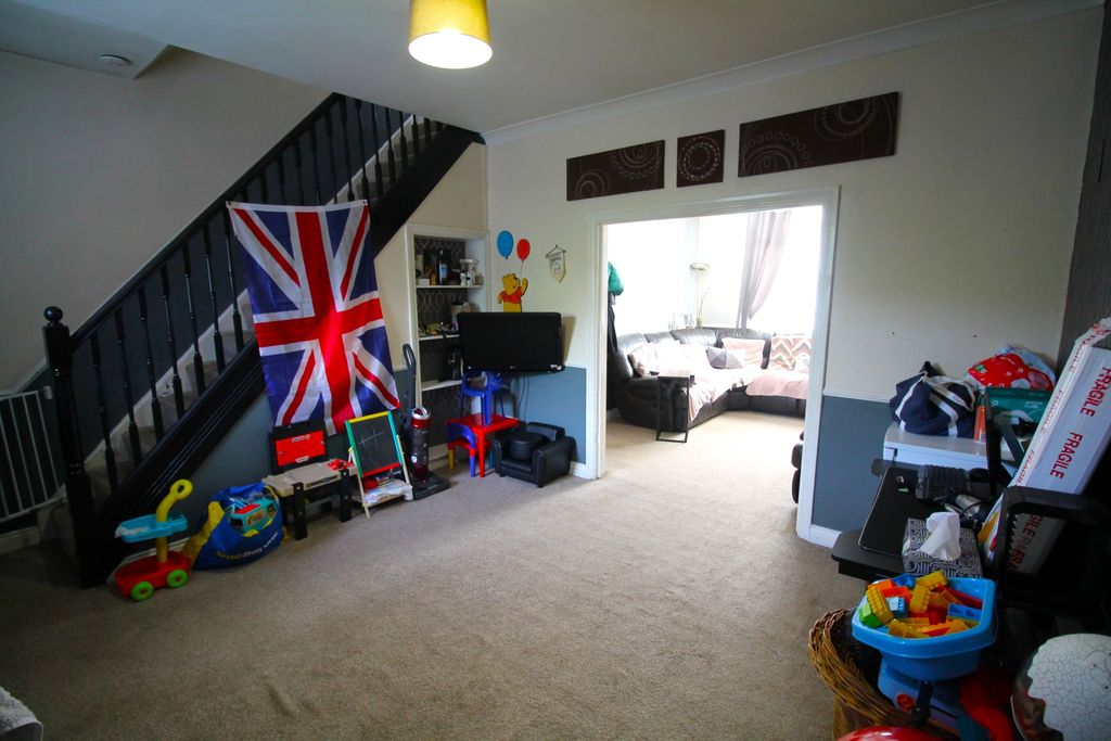 Property photo 3 of 12 Img_0387