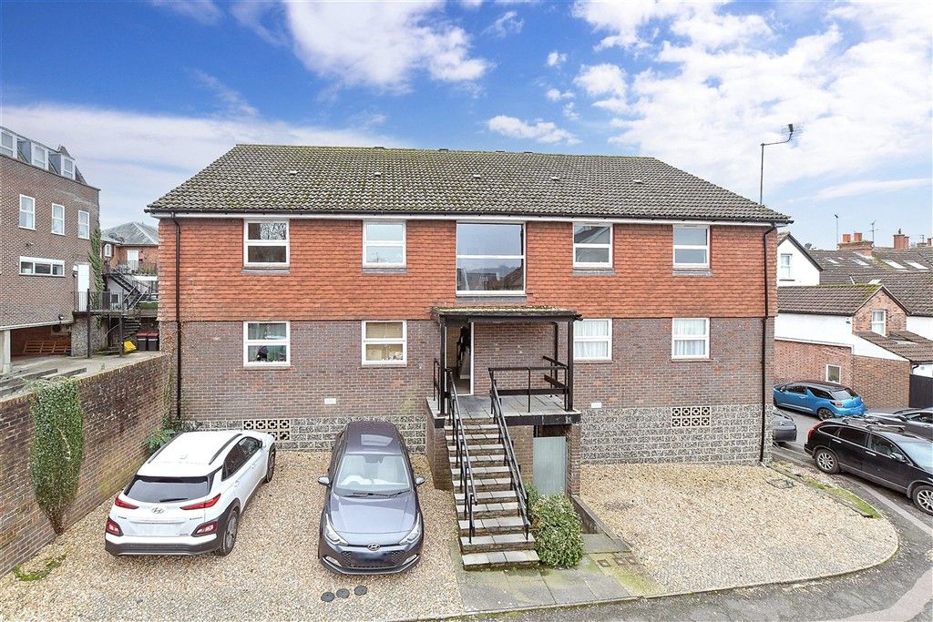 Property photo 1 of 9 Front (Web)