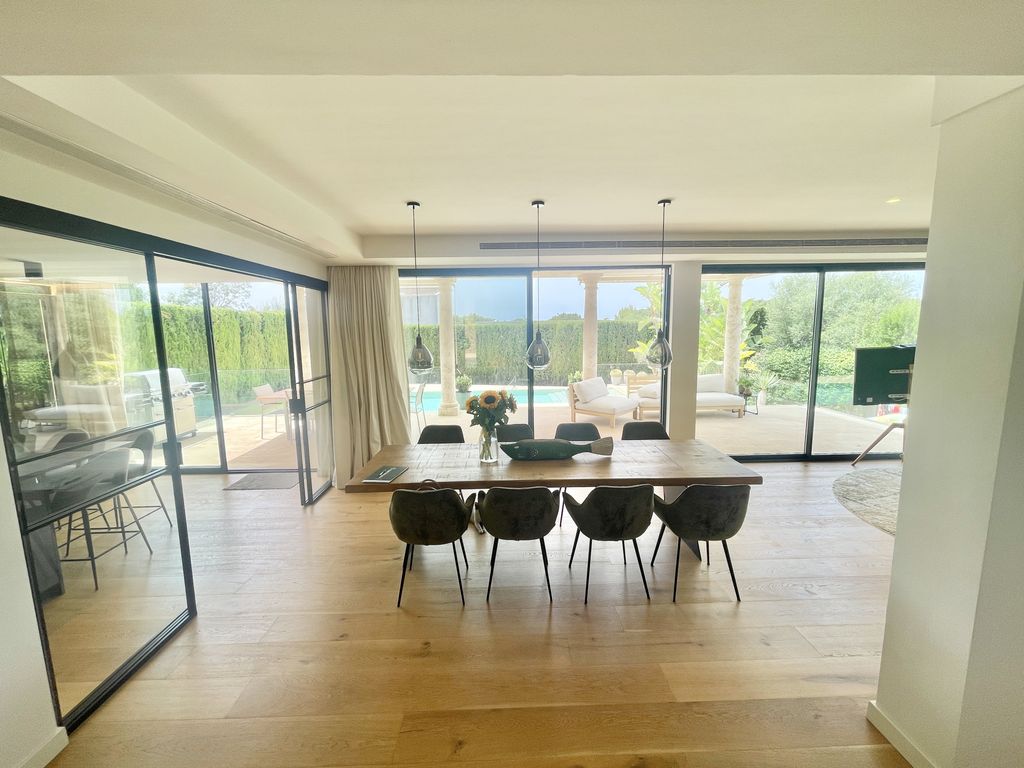 Property photo 2 of 21 82000 002.Jpg