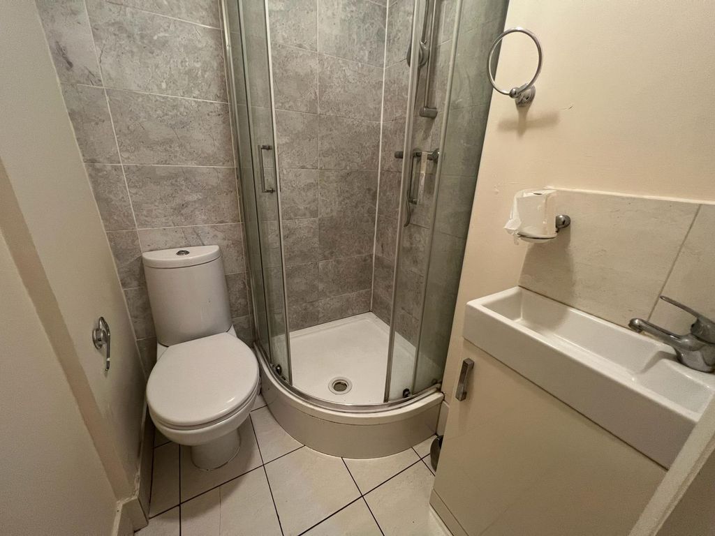 Property photo 3 of 3