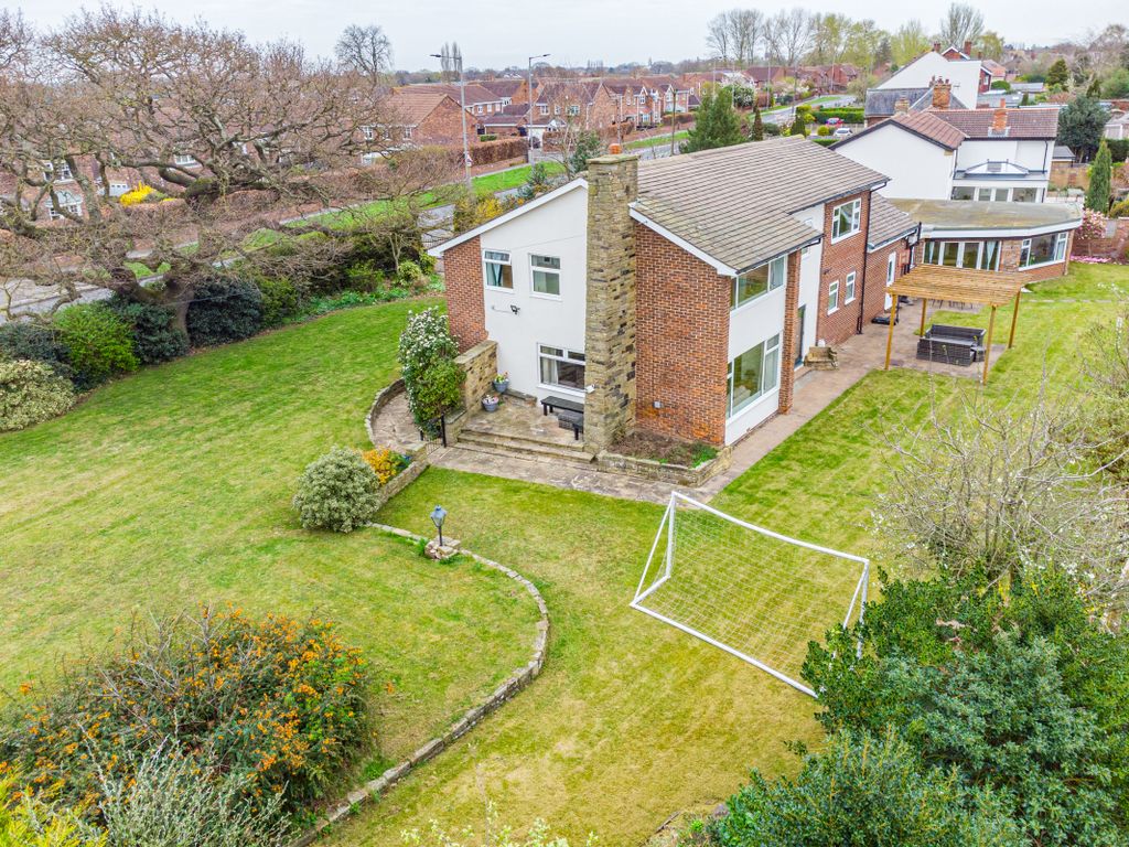 Property photo 1 of 60 Outside3