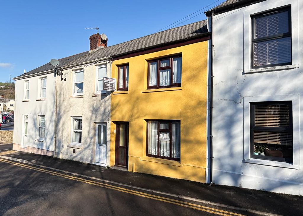 Property photo 1 of 11 Img_0744.Jpg