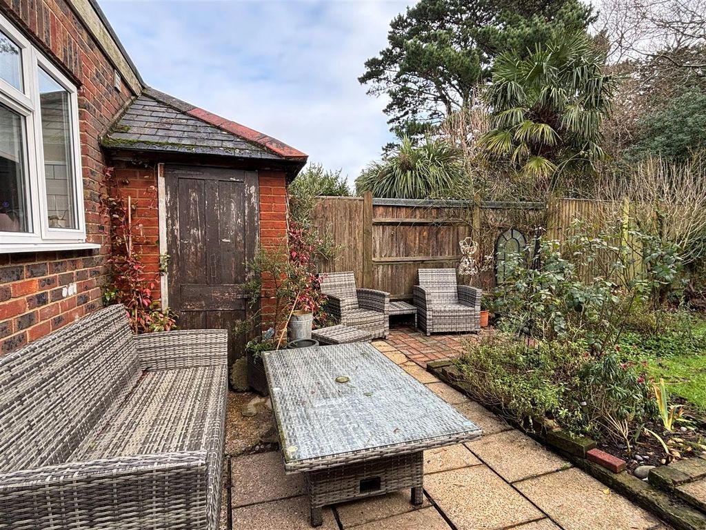 Property photo 3 of 15