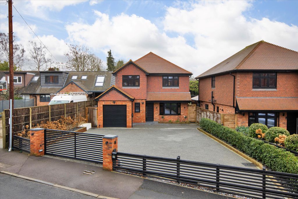 Property photo 1 of 18 Image