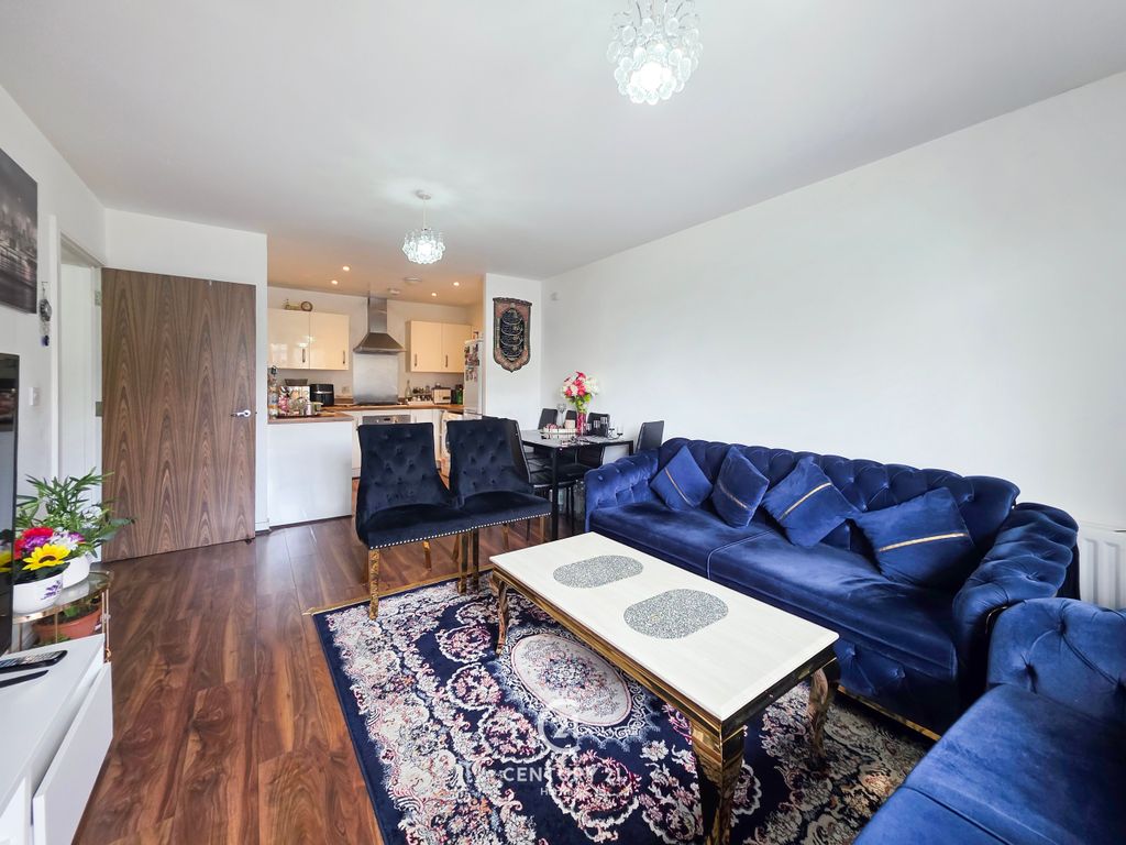 Property photo 2 of 13 E02048  (13)