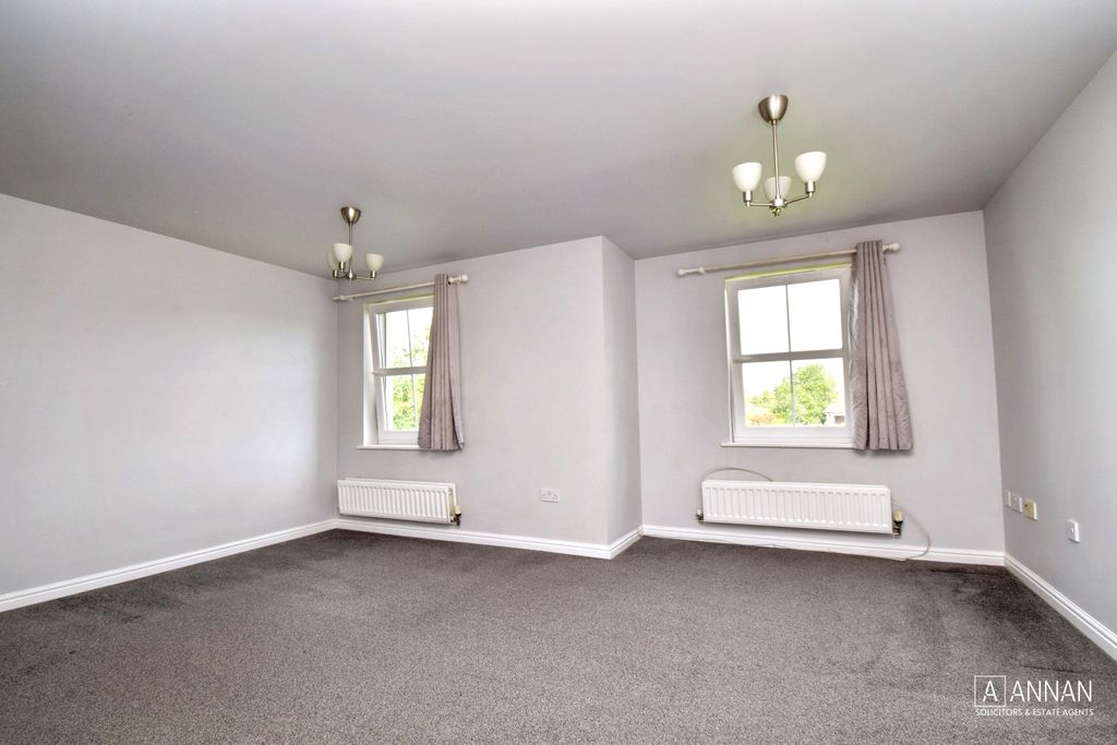 Property photo 2 of 12 Property Image 2