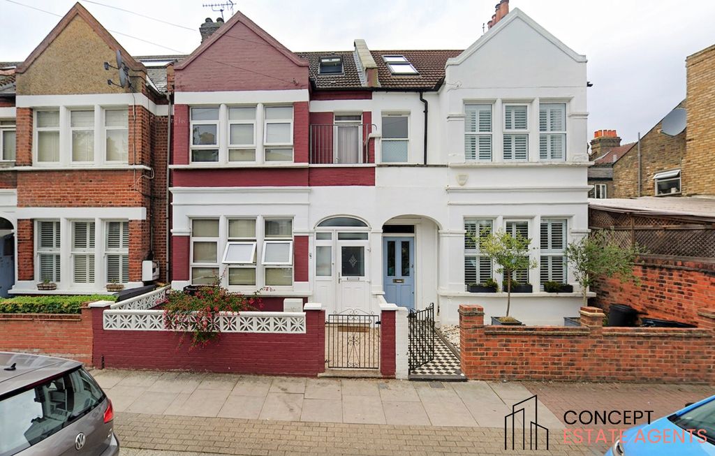 Property photo 1 of 8