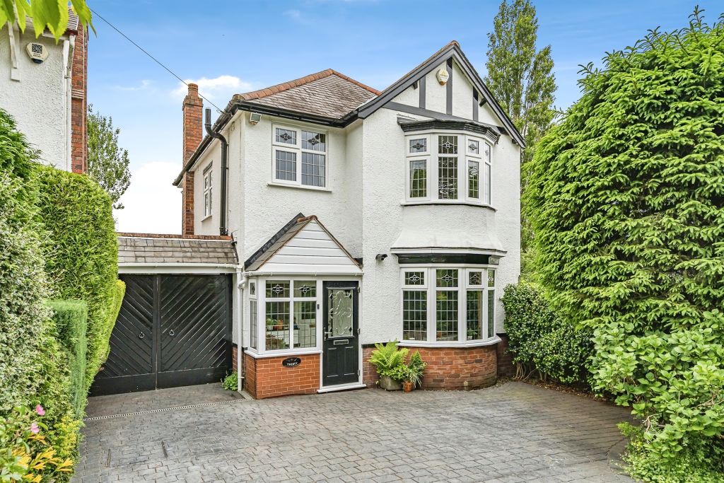 Property photo 1 of 18