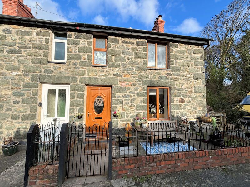Property photo 3 of 35