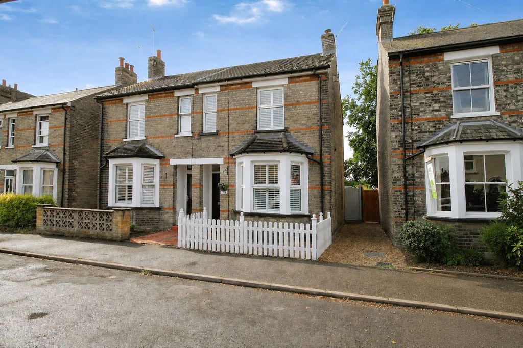 Property photo 1 of 16