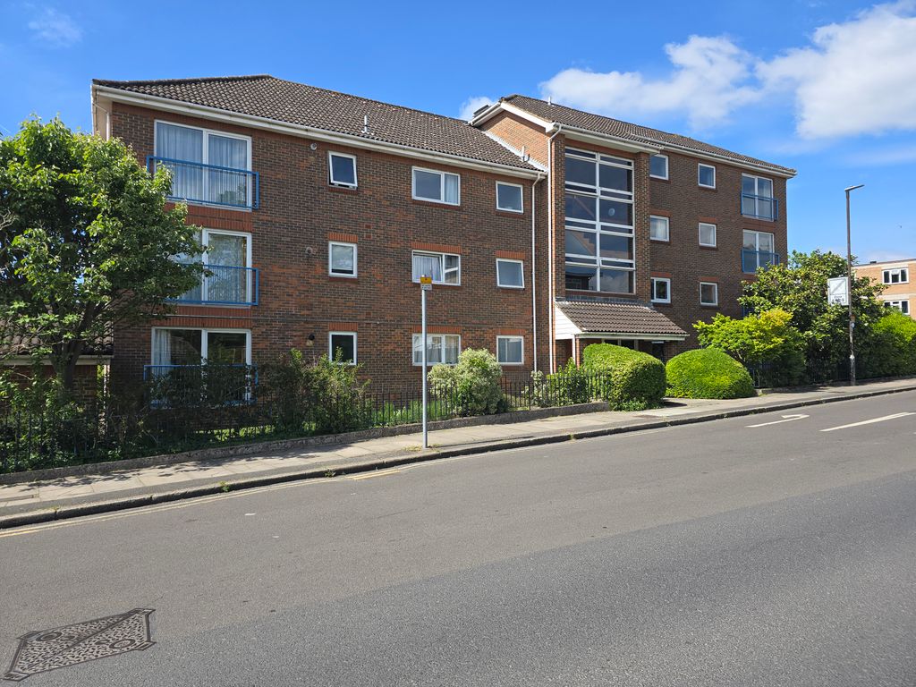 Property photo 1 of 10