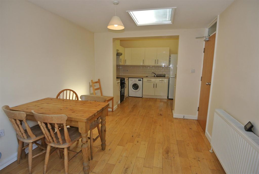Property photo 3 of 17 Breakfast Room Kitchen.Jpg
