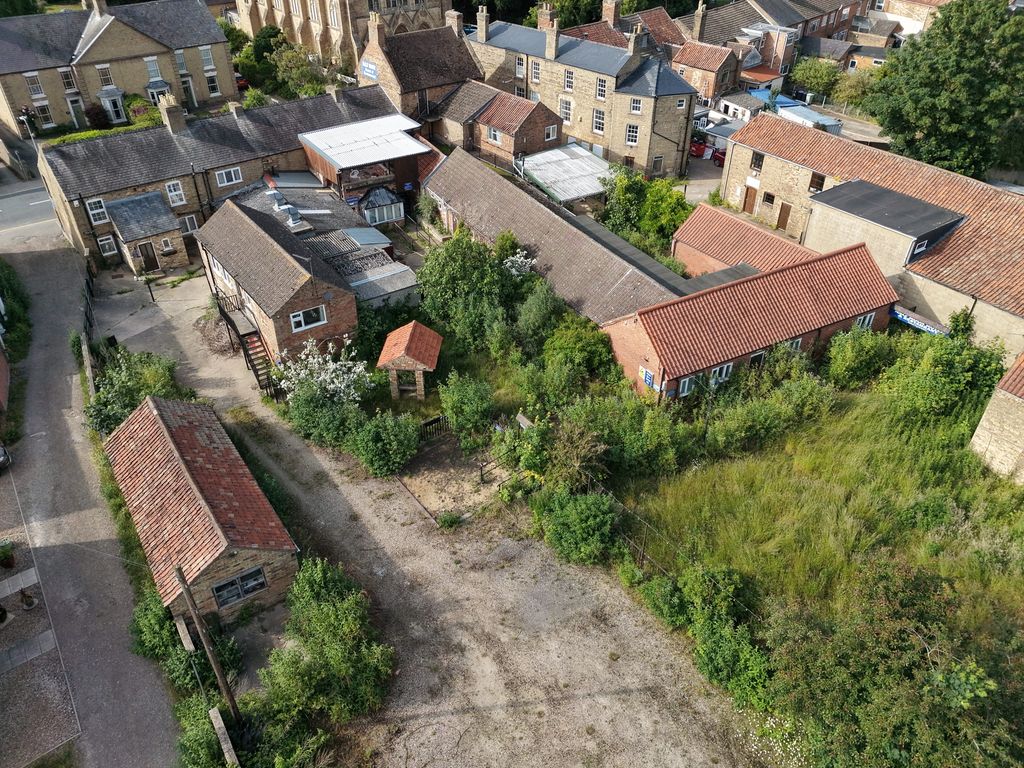 Property photo 2 of 25 Dji_20260615173250_0098_D