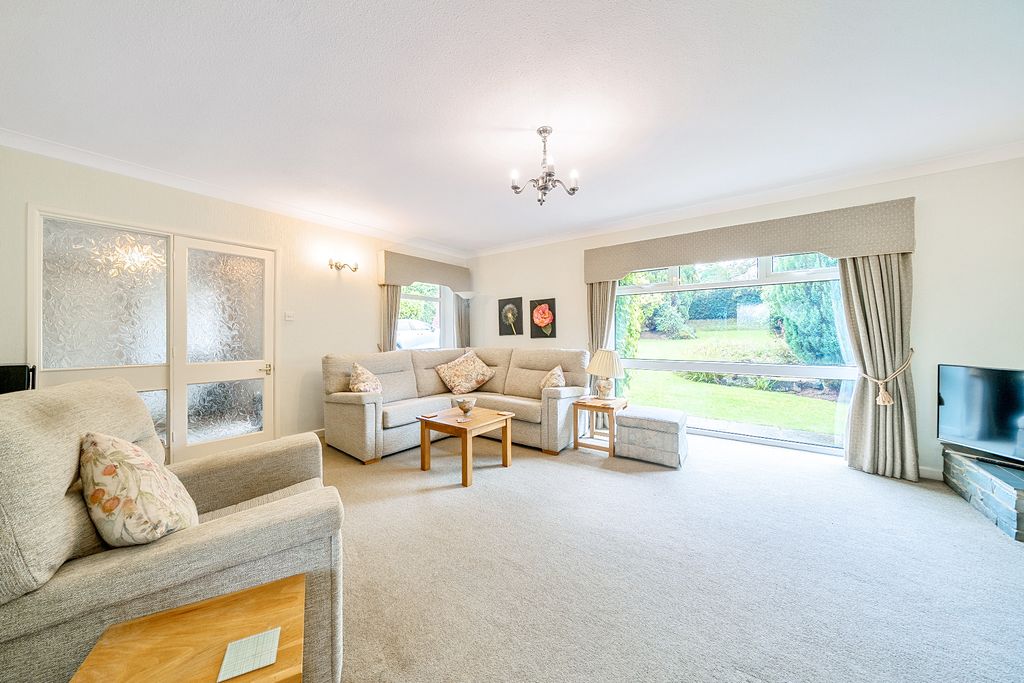 Property photo 3 of 39