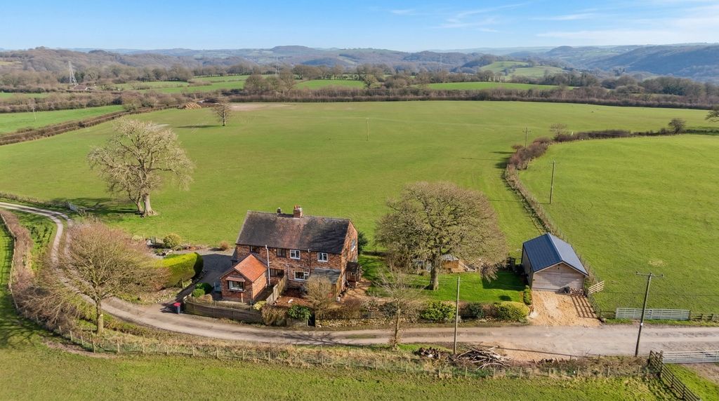 Property photo 3 of 20 4836435