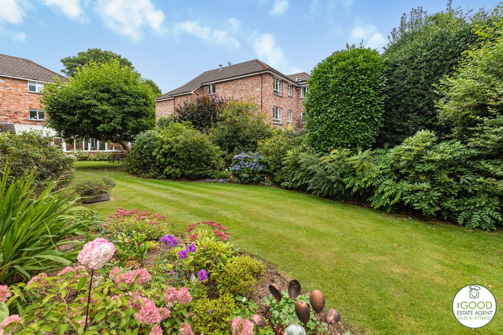 Property photo 2 of 15
