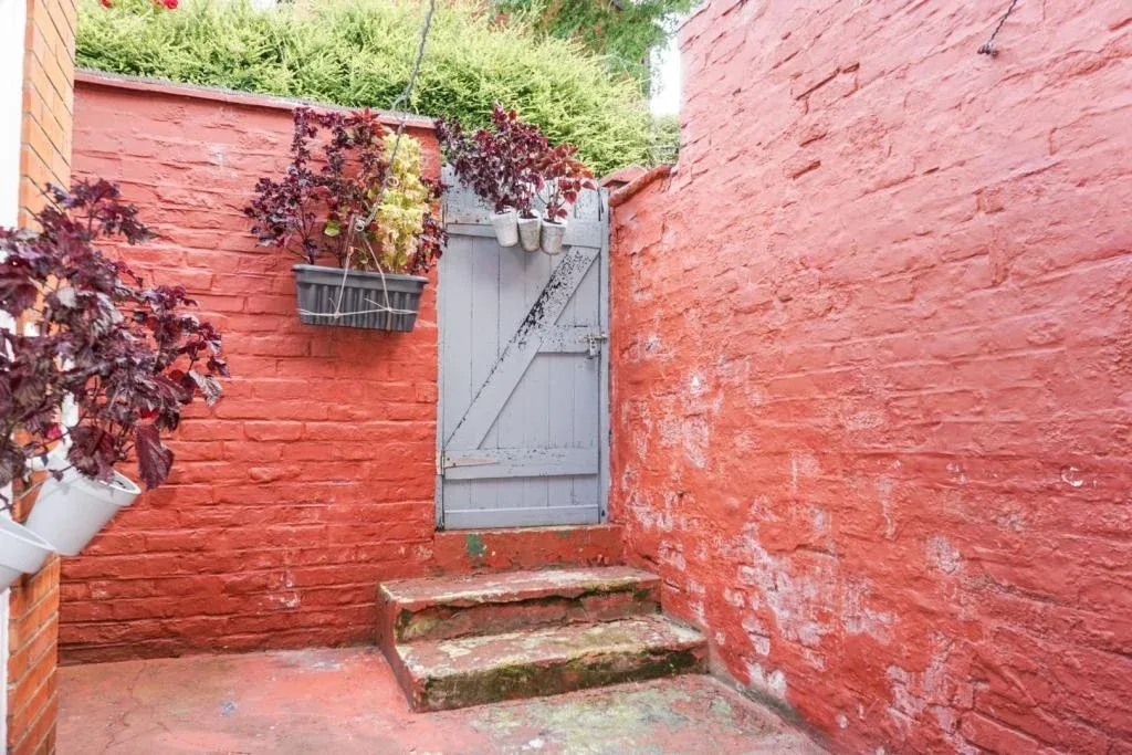 Property photo 2 of 18 Property