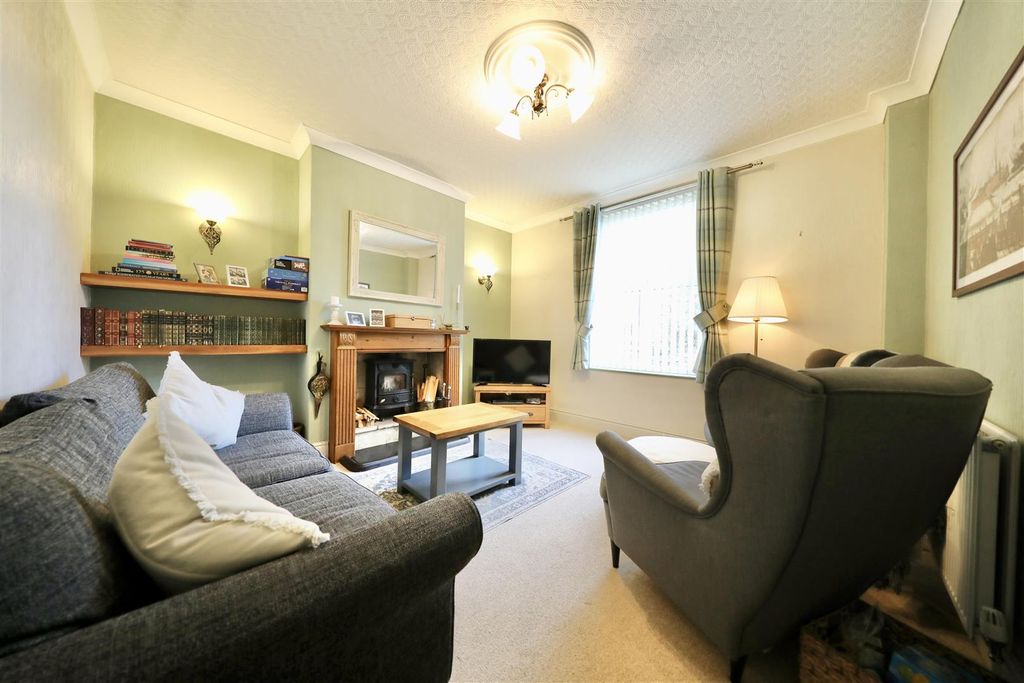 Property photo 2 of 16 0A9A5627.Jpg