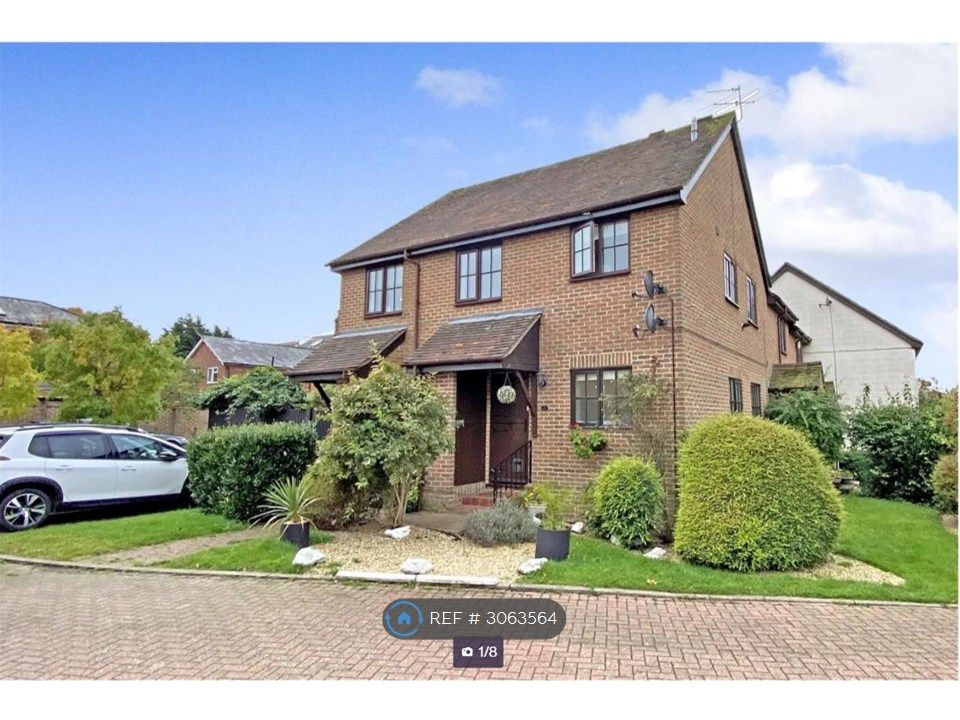 Property photo 1 of 8