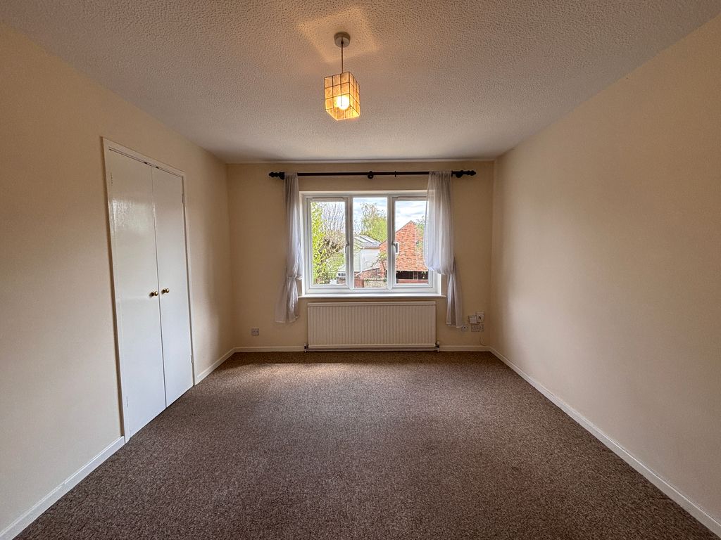 Property photo 2 of 7 Lounge