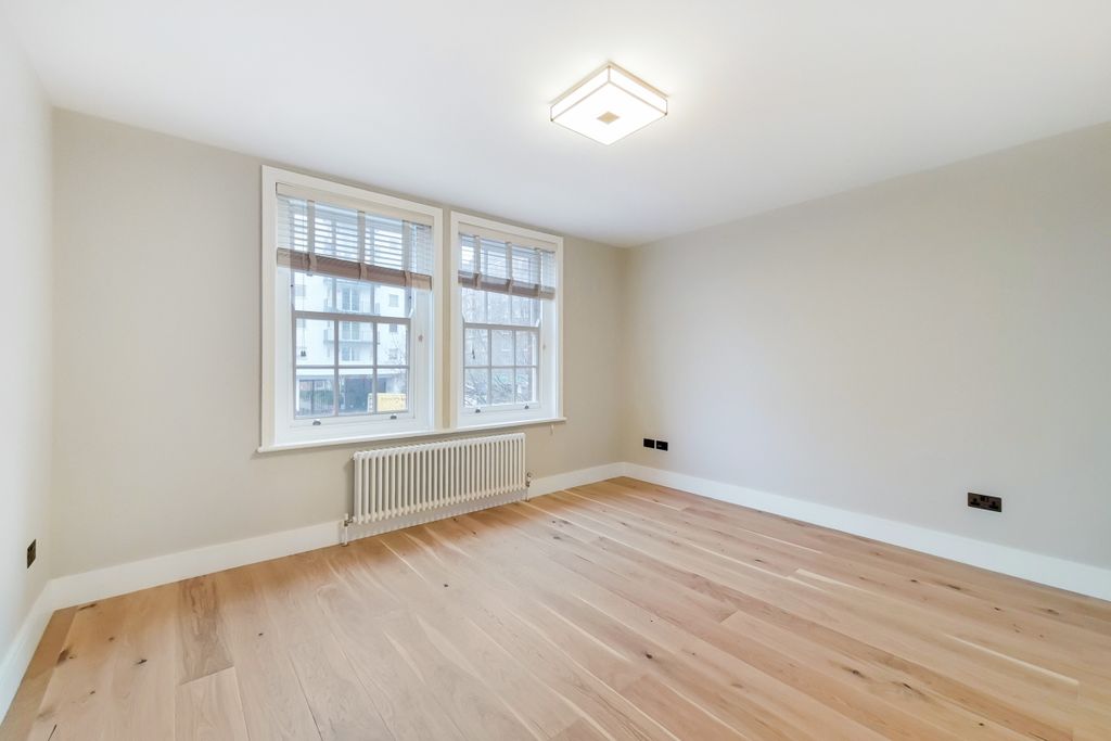 Property photo 1 of 8 Reception Room