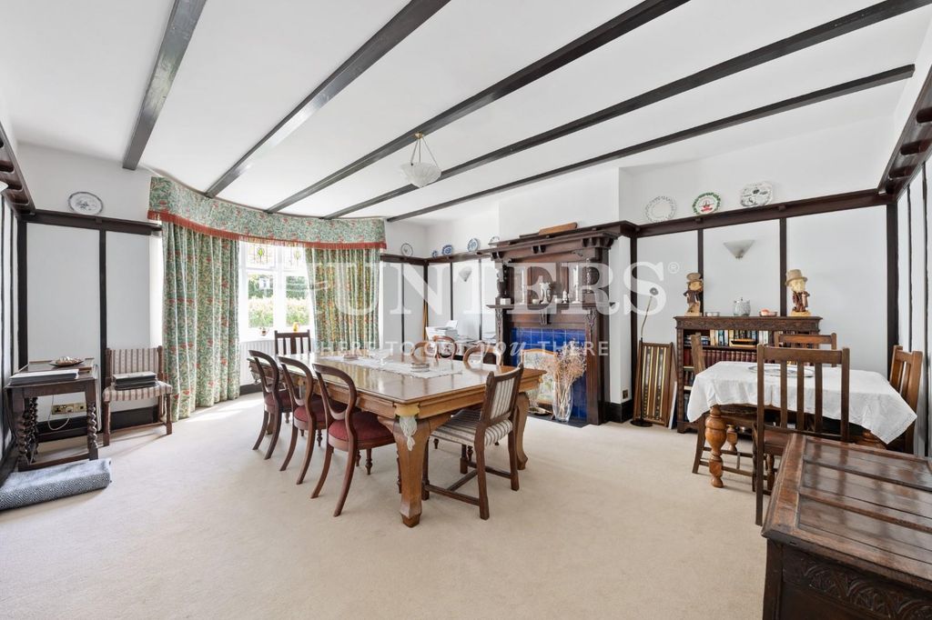 Property photo 3 of 28 Dining Room