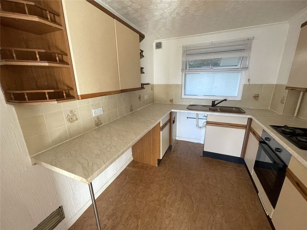 Property photo 3 of 6 Picture No. 19