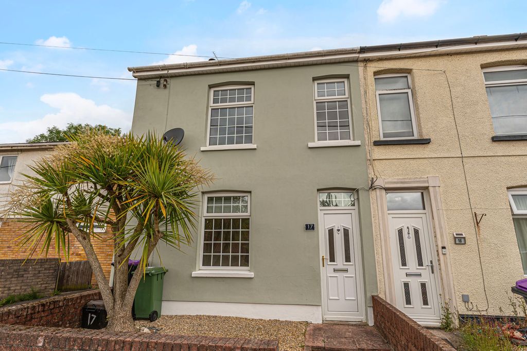 Property photo 1 of 27