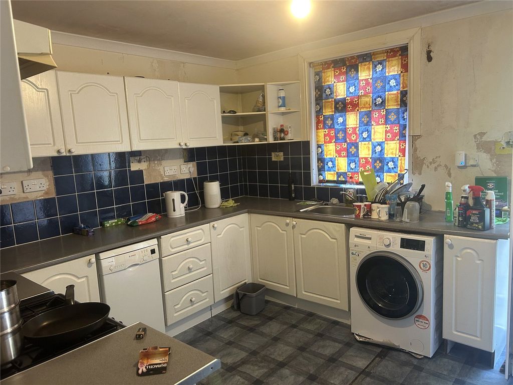 Property photo 3 of 6 Picture No. 02