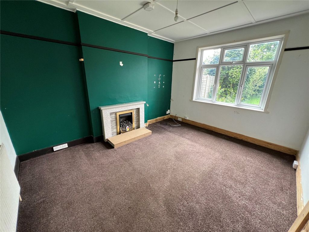 Property photo 2 of 12 Living Room