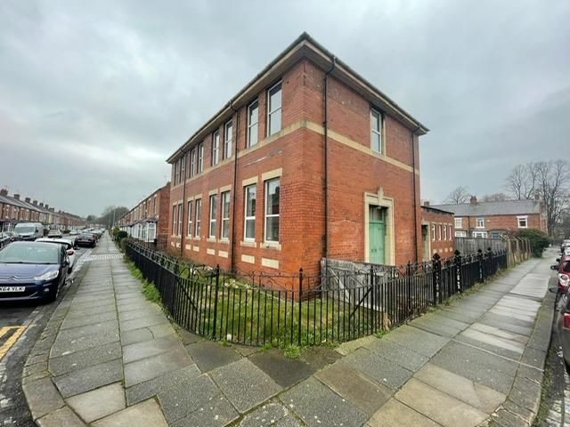 Property photo 3 of 7 Thumbnail_E040dc6B-A5cd-48A8-B45F-33F0Bc51F1Fb.Jpg