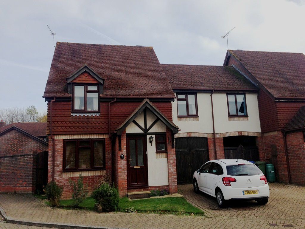 Property photo 1 of 8