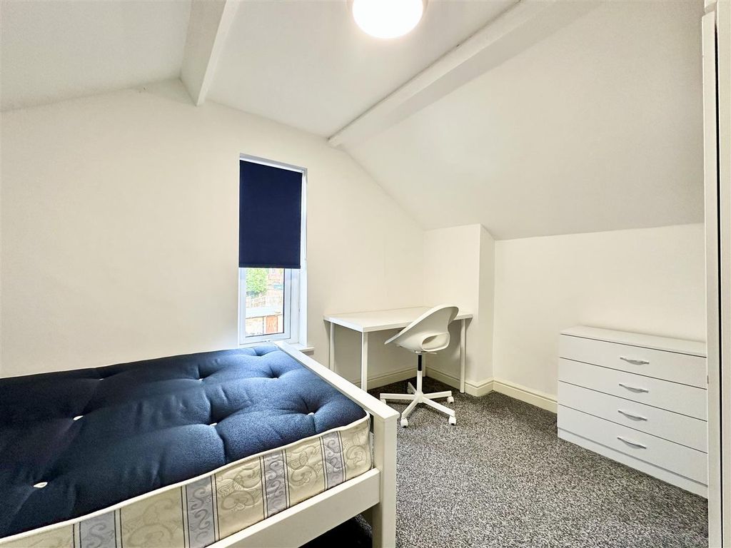 Property photo 3 of 7 Image00002.Jpeg