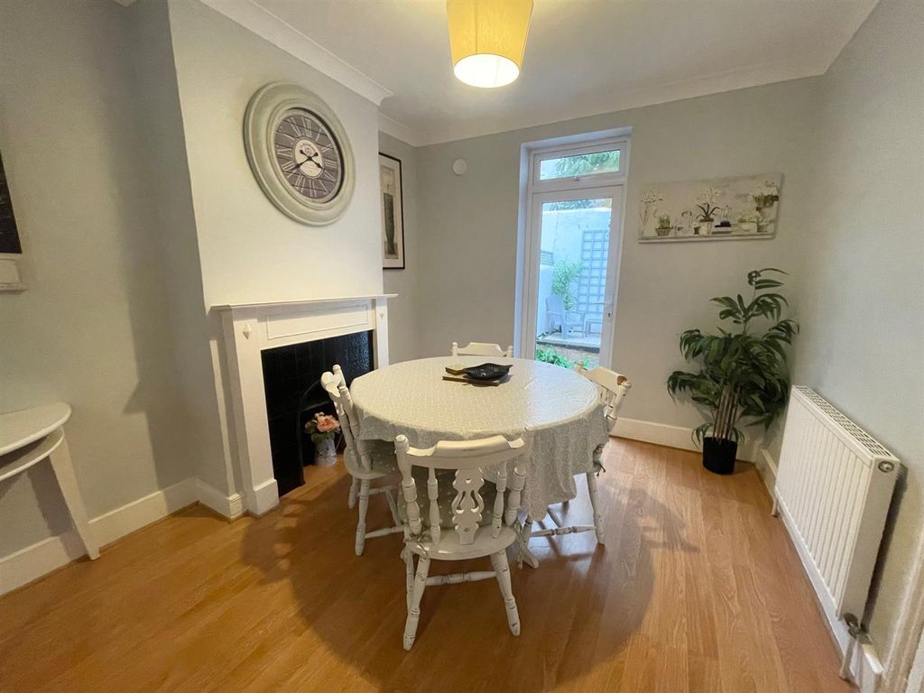 Property photo 3 of 13 Img_8764.Jpeg