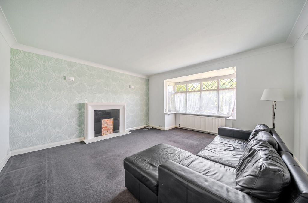 Property photo 3 of 18 1458201-23-69Fdfe...