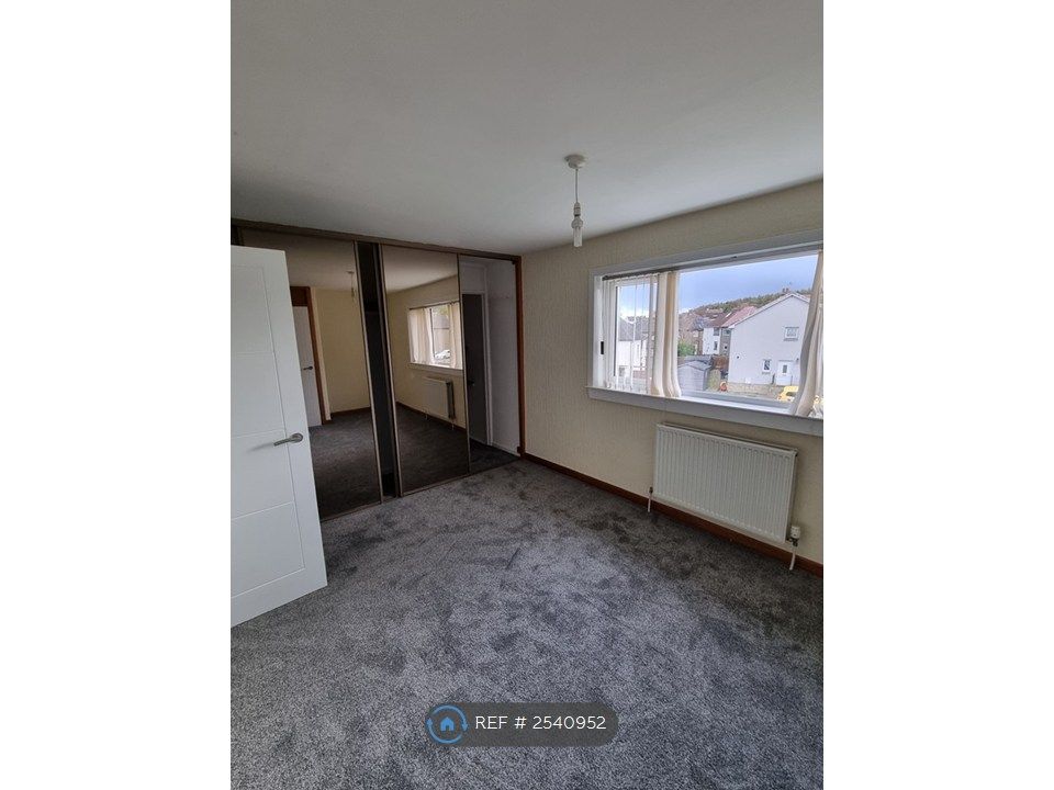 Property photo 3 of 13 Bedroom 1
