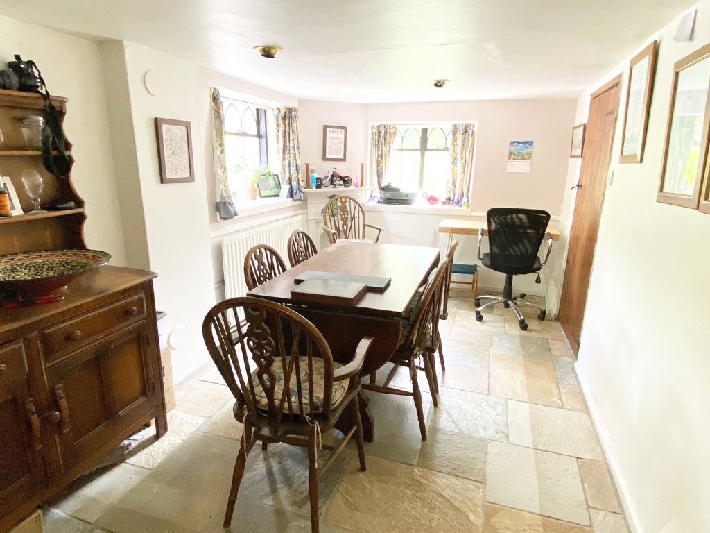 Property photo 3 of 18 Picture No. 03