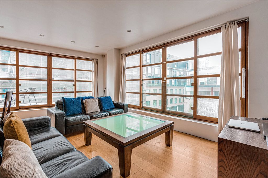 Property photo 1 of 7 Reception Room